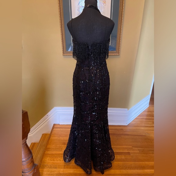 Evening gown - Picture 6 of 9